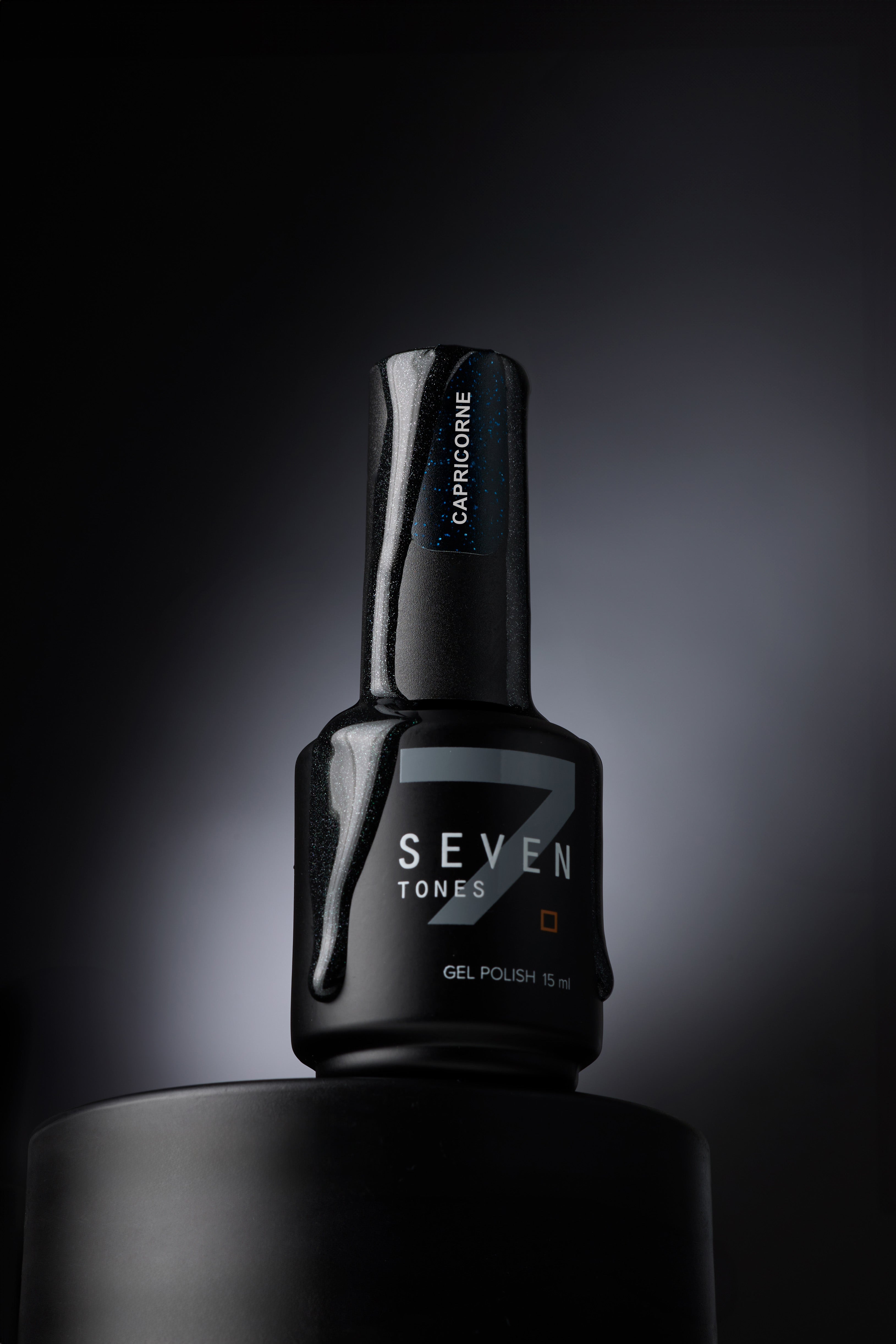 Vernis semi permanent Capricorne Seven Tones ALBI