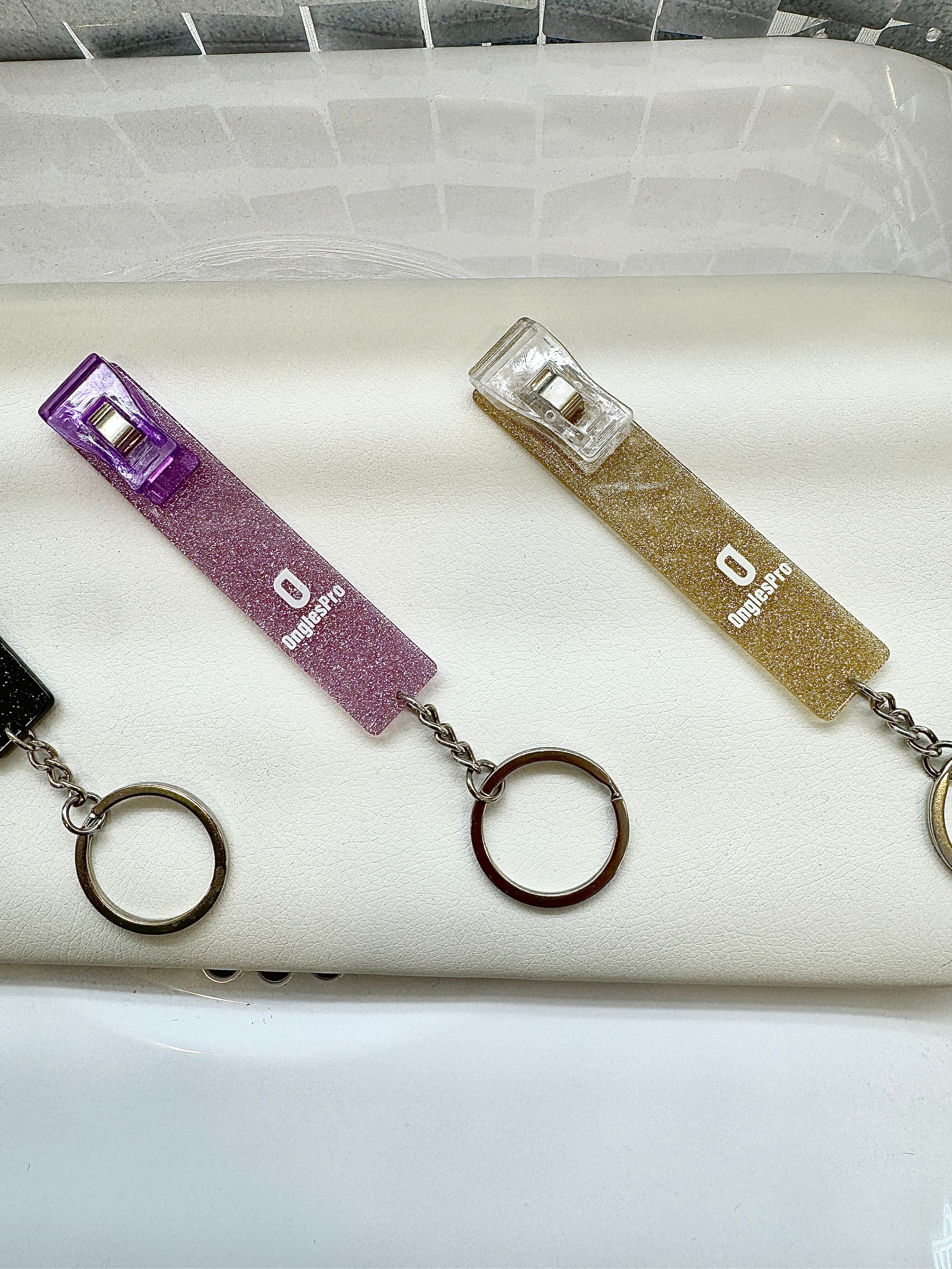 Pince à carte bancaire - Ongles Pro - ONGLES PRO