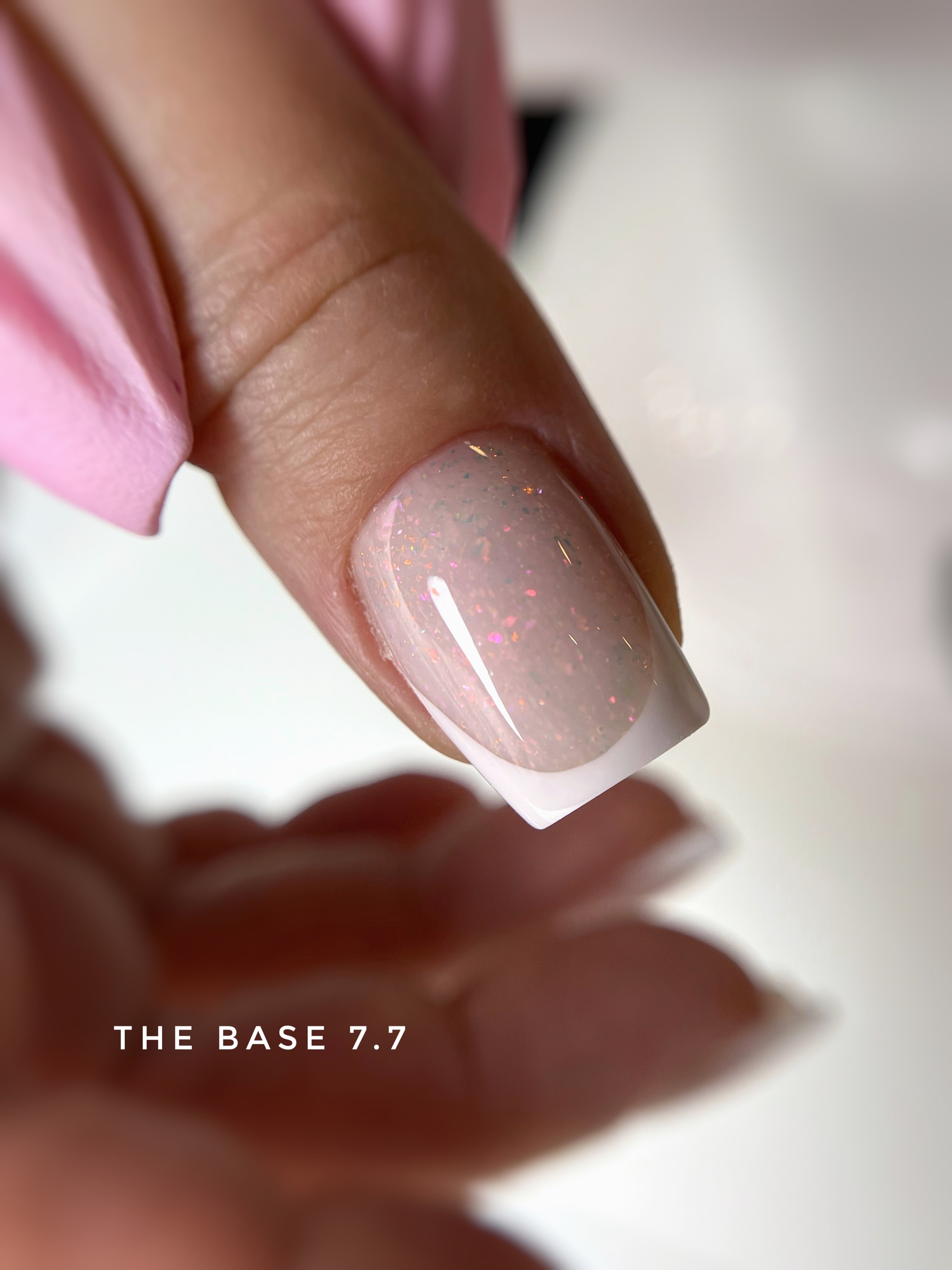 The Base 7.7 Base Effect - ONGLES PRO