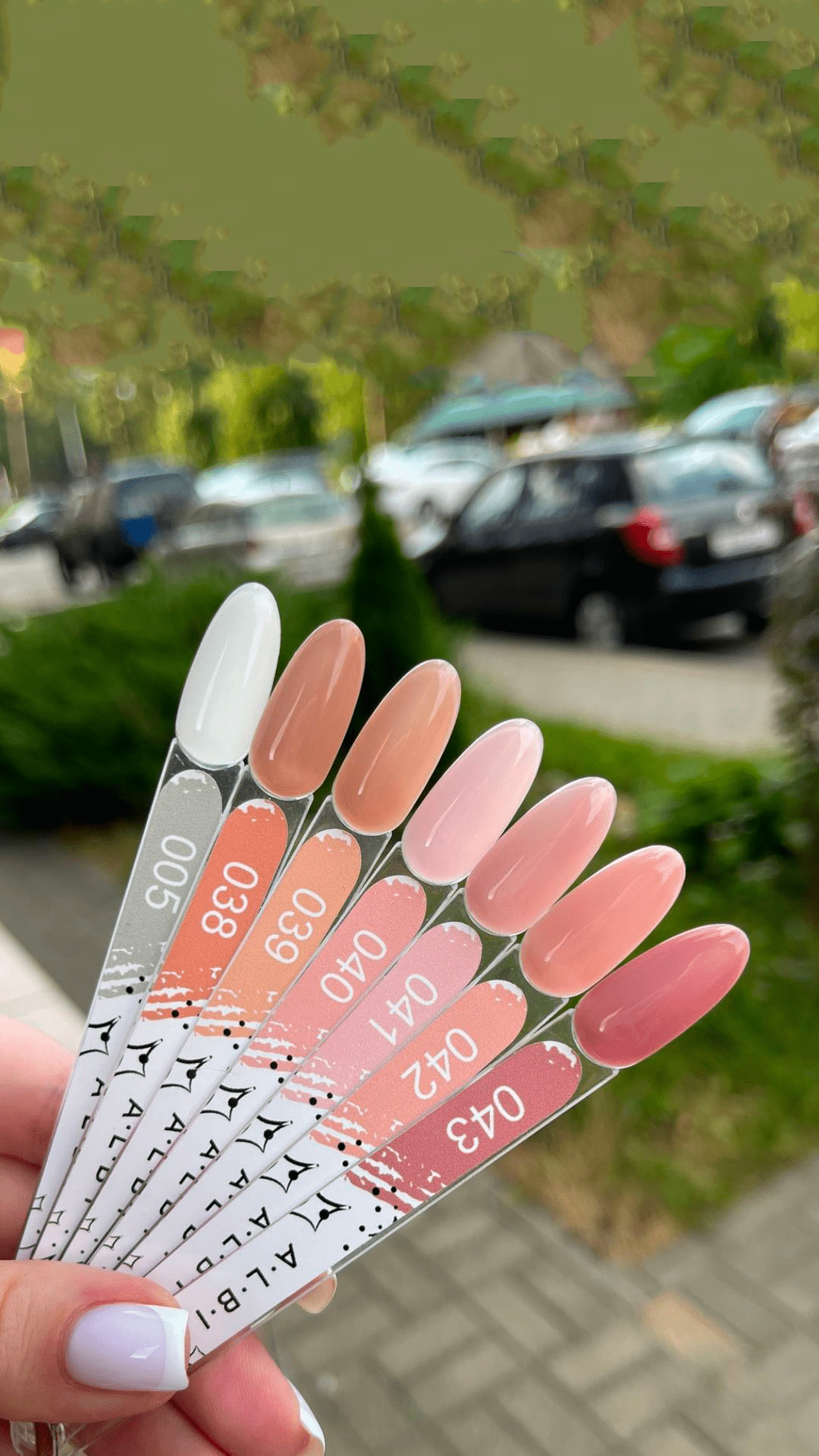 Vernis semi permanent Camouflage Albi 43 10 ml - ONGLES PRO