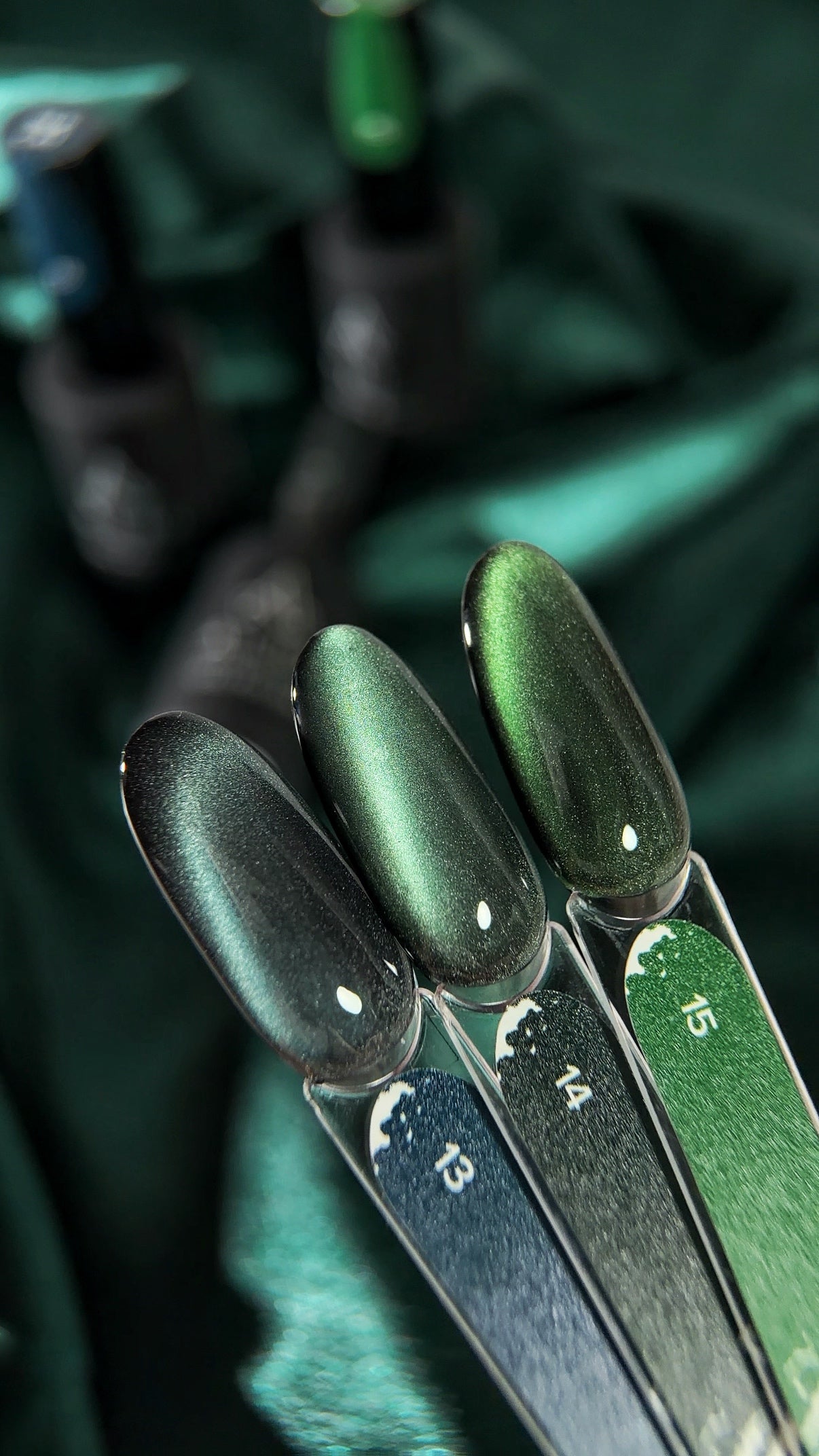 Collection Vernis semi permanent Albi Silk Cat Vert Emereraude 13 14 15