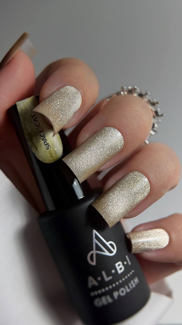 Vernis semi permanent Albi Space Cat 1