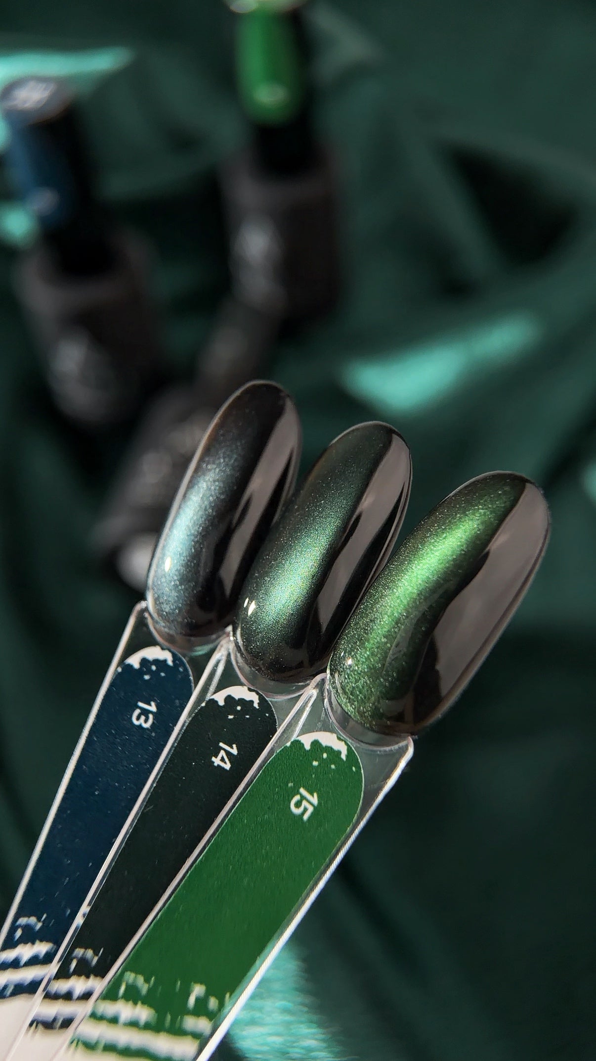 Collection Vernis semi permanent Albi Silk Cat Vert Emereraude 13 14 15